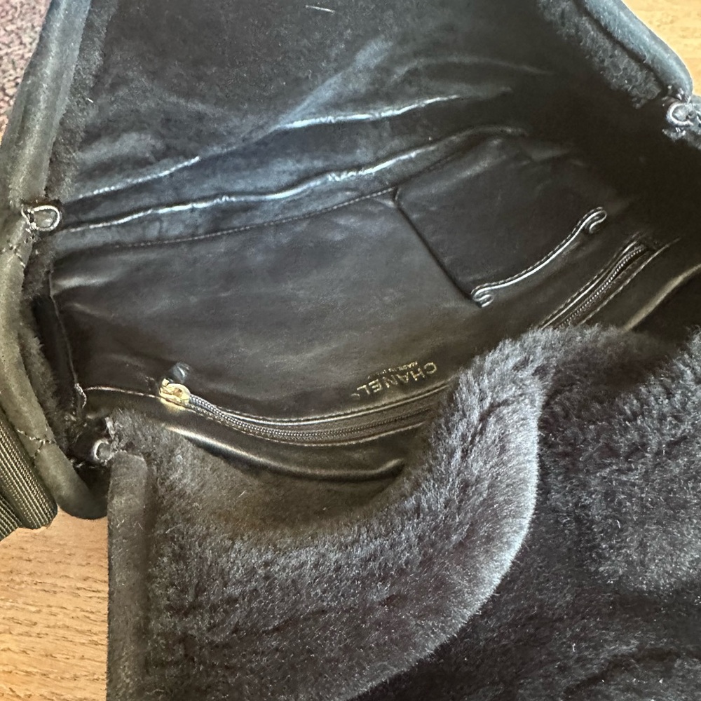Chanel Crossbody suede and lambskin black in color. - Picture 3 of 16